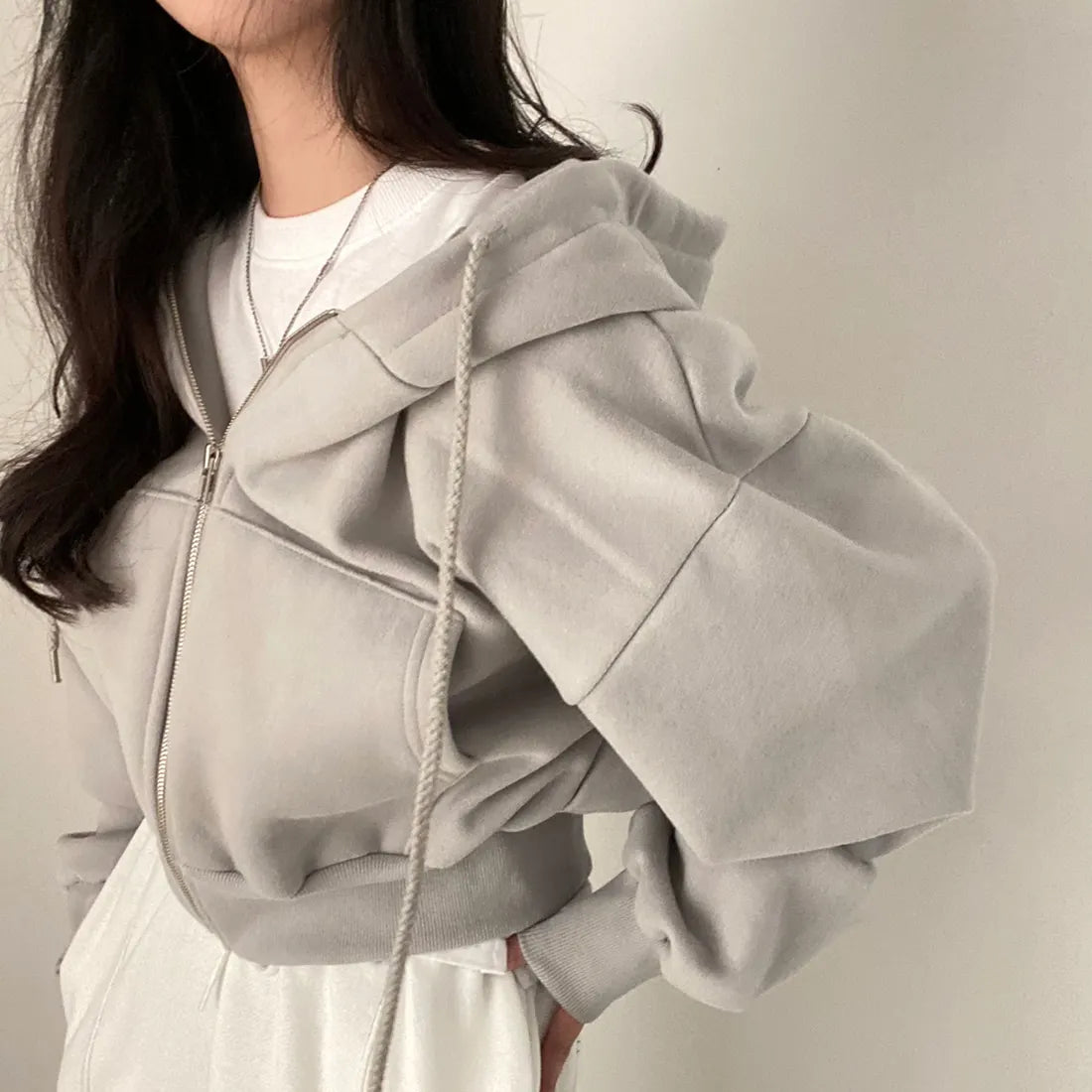 Women’s Oversized Zip-Up Cropped Hoodie