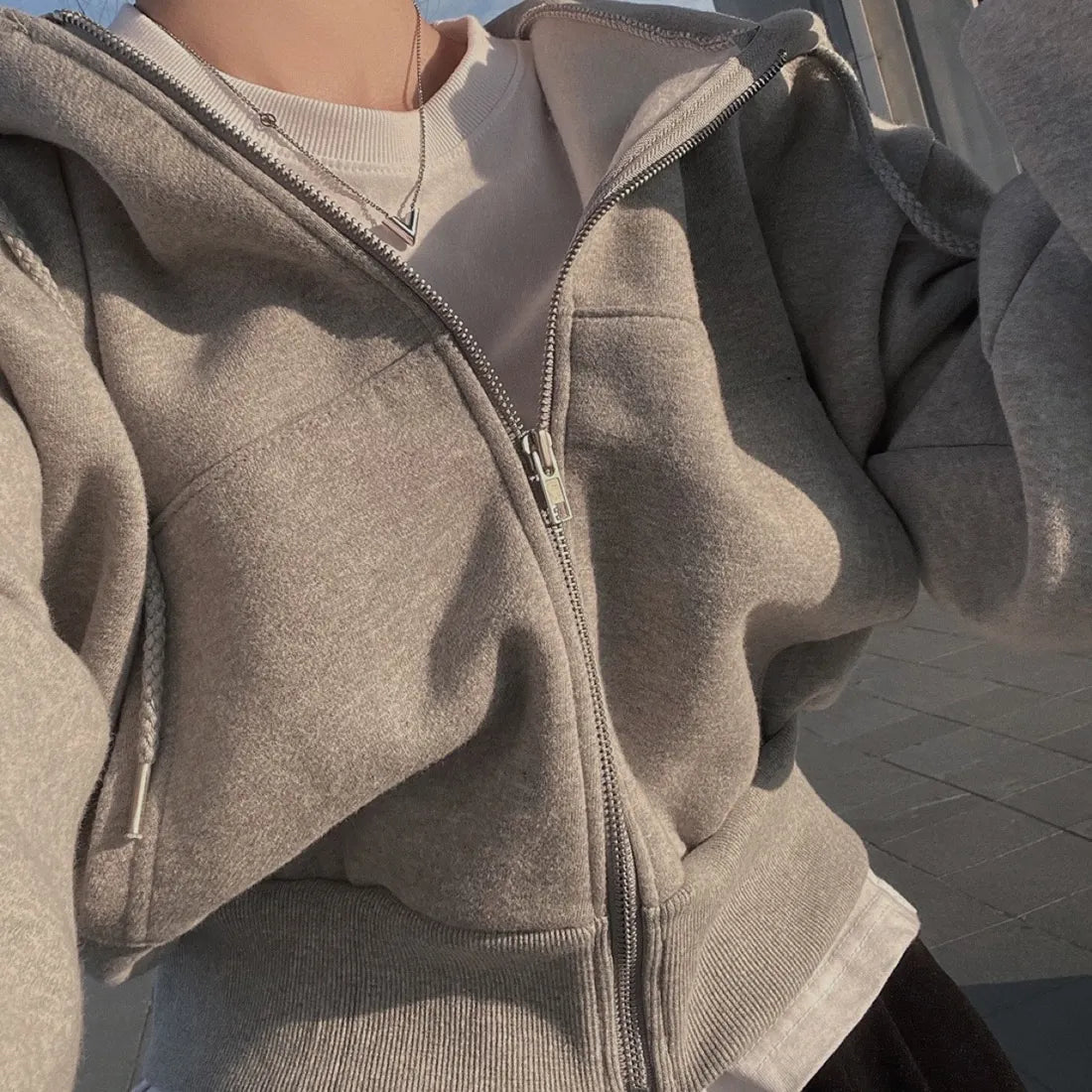 Women’s Oversized Zip-Up Cropped Hoodie